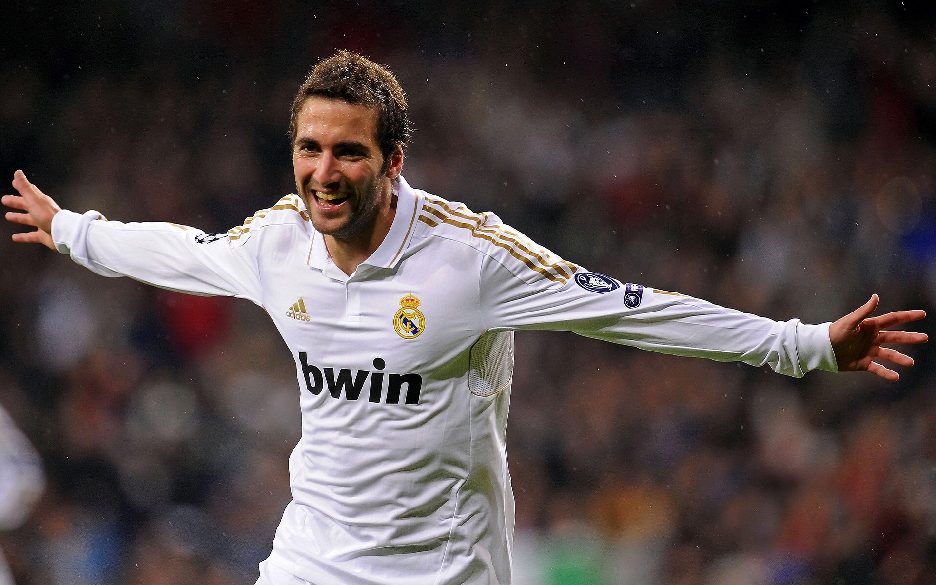 中超联赛球队实力持续增强,中超联赛足球队